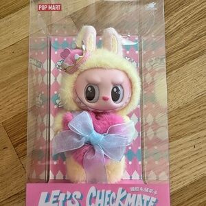 Popmart let’s checkmate
